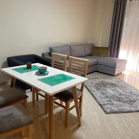 Apartment In Golem, Next To Sea
